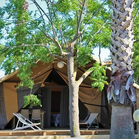 Camping Biscione * 페트로지노