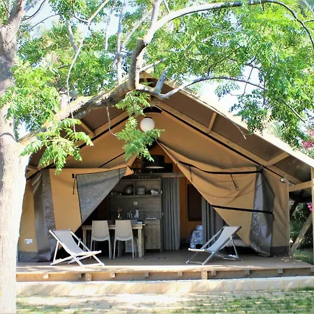 Camping Biscione * 페트로지노